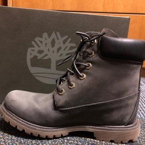 Women Timberland Boots 6-Inch Internal Wedge sz 7